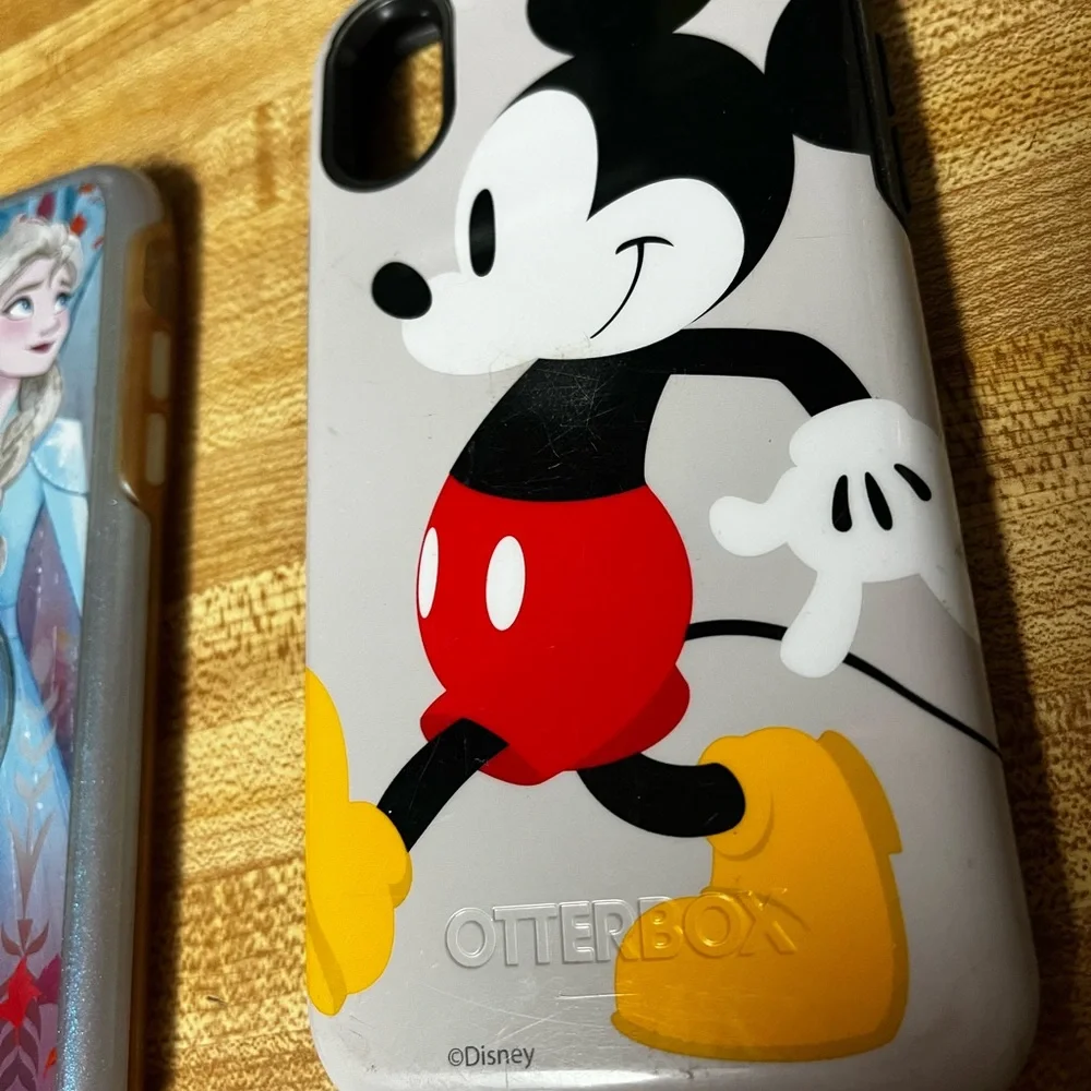 Disney iPhone XS case bundle - Picture 2 of 4